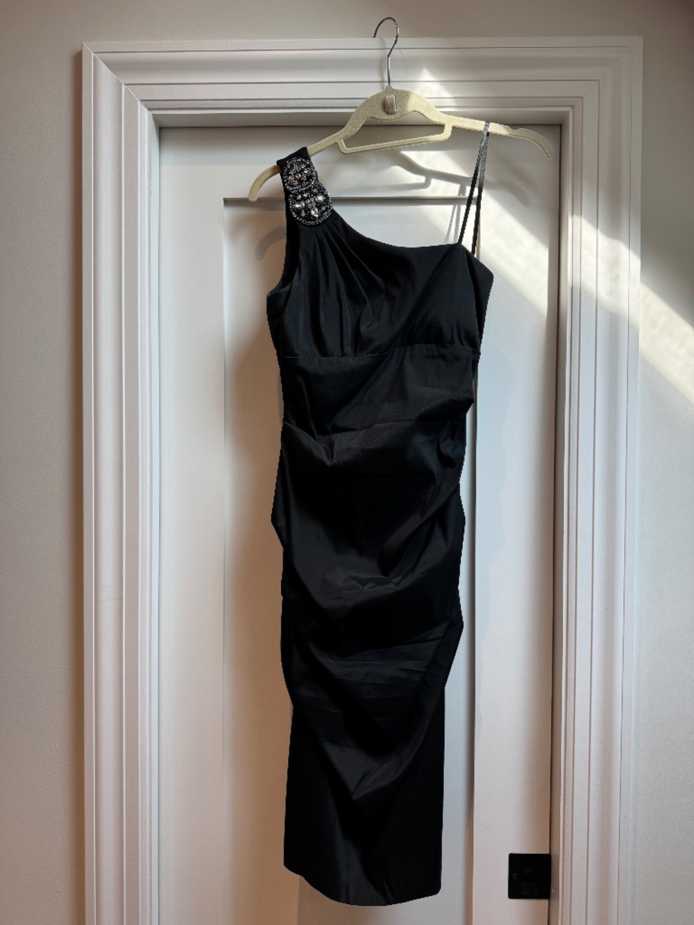 Xscape Black One Shoulder Rhinestone Beaded Cocktail Dress Size 8